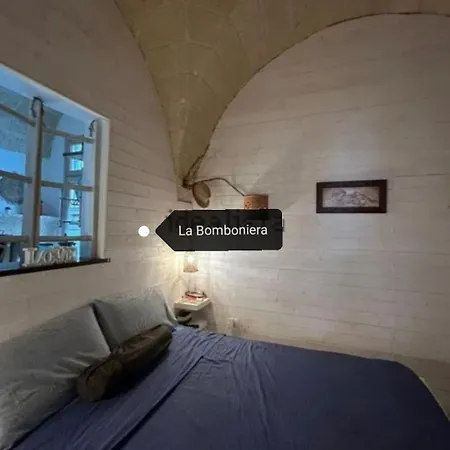 La Bomboniera