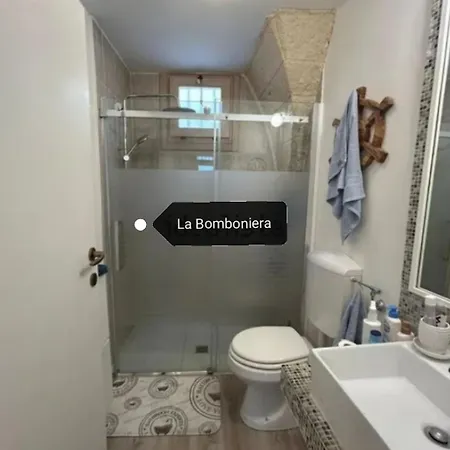 La Bomboniera *